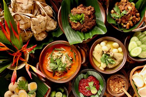  Glimpses of Indonesia: A Journey through Culture and Cuisine - Eine kulinarische Odyssee mit viel Herz und Humor